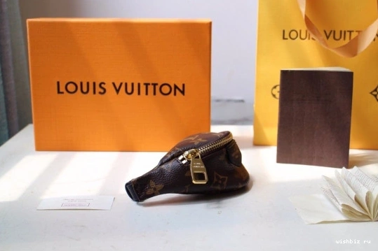 WIS BAG WRIST VUITTON LOUIS 0110